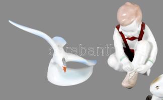 5 darab magyar porcelán figura, közte Zsolnay nyúl. Jelzett, hibátlan