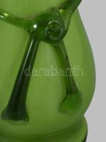 Kétrétegű mohazöld váza, szálrátétes díszítéssel, hibátlan, m: 19,5 cm