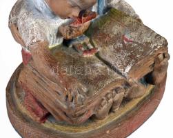 Gondos József (1909-1987): Olvasó gyerekek, festett kerámia, , jelzett, m: 15x15 cm