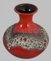 Retro német kerámia váza, lávamázas díszítéssel, jelzett, hibátlan, m: 18 cm