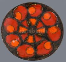 3 darab retro iparművész tányér, kínáló, közte Magyarszombatfa, felületi sérüléssel, h: 18,5 cm