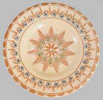 2 darab iparművész falitál, közte Ferenc Óbánya, d: 28 cm