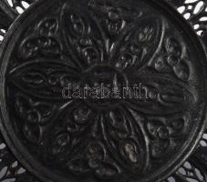 cca 19. sz. második fele, Kaslinski Öntöde vas kínáló, jelzés nélkül, d: 20,5 cm