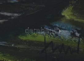 Fodor József (1935-2007): Esti fények. Olaj, farost, jelzett, üvegezett fakeretben, hátoldalán a műv...