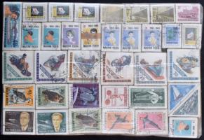 69 db bündli az 1960-as évekből