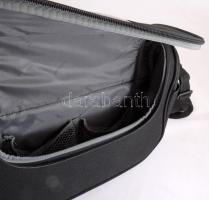 Travelmate utazótáska, jó állapotban, 27x36 cm