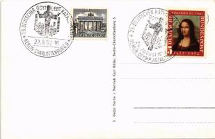 1952 75. Deutscher Katholikentag in Berlin. Schlussfeier im Olympia Stadion / Catholic Day, closing ...