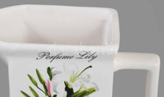 Vintage virágmintás kiöntő, hibátlan, m: 9 cm