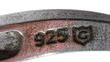 Ezüst (Ag) gyűrű, lila kövekkel, m:60, bruttó 3,8g