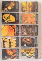 205 darabos magyar telefonkártya gyűjtemény, komplett sorozatokkal, nagyrészt berakólapokon