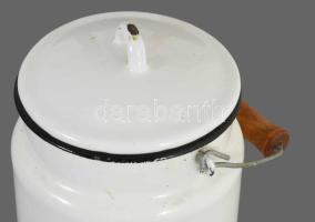 Jelzett zománcozott tejes kanna, kopással, m: 25 cm