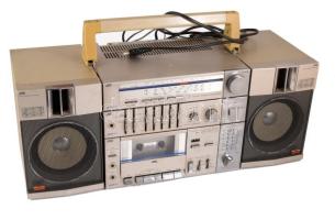 JVC ANRS hordozható kazettás magnó és hifi. Működő állapotban, zsinórral