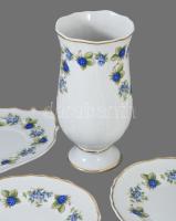 Hollóházi szedermintás süteményes készlet 39x18 cm, d: 18 cm + váza m: 21,5cm, jelzett, kis kopással