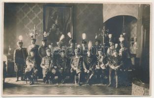 1929 Kolozsvár, Cluj; Bánffy palota, Blomberg Karolina bárónő és Bánffy Dénes báró 1929-ben tartott esküvője ("az utolsó díszmagyaros esküvő"), a vendégek között szerepeltek a Bánffy, Teleki, Kornis és Blomberg család tagjai / wedding of Baroness Karolina Blomberg and Baron Dénes Bánffy at the Bánffy Palace (Palatul Bánffy) in 1929. Guests from the Bánffy, Teleki, Kornis and Blomberg noble families, dressed in Hungarian noble costumes. Fotofilm Cluj photo (vágott / cut)