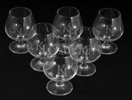 6 db konyakos pohár, vésett KI monogrammal, hibátlan 10 cm