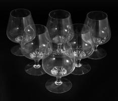 6 db konyakos pohár, vésett, a Hradzsint ábrázoló képpel hibátlan 12 cm