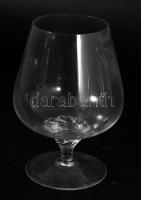 6 db konyakos pohár, vésett, a Hradzsint ábrázoló képpel hibátlan 12 cm