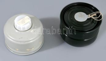 Magyar Néphadsereg gázálarc, két tartalék szűrővel. jó állapotban