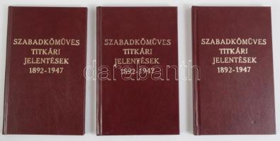 3 db szabadkőműves füzet (1896-1911):  Arató Frigyes: Páholyunk müködése az 1895. évben. Titkári jelentés. Az ,,Árpád" páholy könyvtára XII. Szeged, 1896, Bába Sándor-ny., 70 p.;  Neuschlosz Marcel: Ivánka Imre. Emlékbeszéd. Tartotta a Magyarországi Symbolikus Nagypáholy gyászmunkáján - - . A ,,Demokratia" páholy könyvtára XXVI. Bp., 1897, Márkus Samu-ny., 1 t.+ 47+[1] p.;  Titkári jelentés a Késmárk kel. dolgozó ,,Szepes" t. és t. szabadkőműves páholy 1910. évi müködéséről. Bp., 1911, Márkus Samu-ny., 22 p.  Egységes, modern műbőr-kötésben, vegyes állapotban.