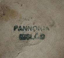 1923-1929 Pannónia Kislőd bonbonier, jelzett, mázhibával, m: 7,5 cm