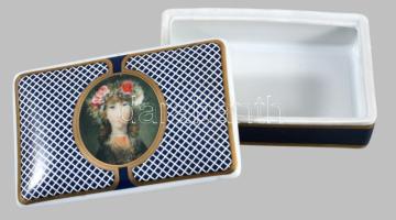 Hollóházi Szász Endre által tervezett mintával díszített bonbonier, jelzett, hibátlan, 9,5x14 cm