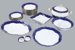 Zsolnay Pompadour mintás hat személyes étkészlet, kézzel festett, jelzett, hibátlan.