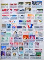 2.500 közel különféle bélyeg az egész világból 16 lapos A4 berakóban