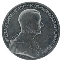 Berán Lajos (1883-1943) 1993. "Vitéz Nagybányai Horthy Miklós Magyarország kormányzója / Temetésének emlékére 1993. szeptember 4." jelzett Ag emlékérem műanyag tokban (33,10g/0.925/40mm) T:UNC kis patina