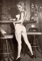 4 darab külföldi erotikus magazin