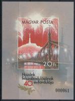 1985 Felszabadulás II. vágott blokk (kis ránc / small crease)