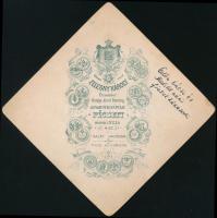 cca 1895 Házaspár portréja, keményhátú fotó Zelesny Károly udvari fényképész pécsi műterméből, 11x11...