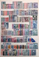 Csehszlovákia gyűjtemény A4-es berakóban, benne kb 2.400 db bélyeg