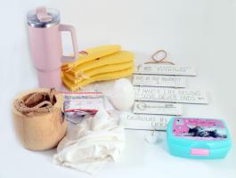 Vegyes bolhapiac tétel: kaspó, kesztyű, termosz, uzsonnásdoboz, stb