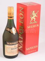 Napoleon Seguin brandy bontatlan palack 0,7L 40%, dobozában.