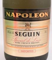 Napoleon Seguin brandy bontatlan palack 0,7L 40%, dobozában