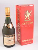 Napoleon Seguin brandy bontatlan palack 0,7L 40%, dobozában.