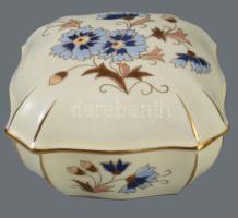 Zsolnay búzavirág mintás bonbonier. Jelzett, hibátlan, 10,5x10,5 cm