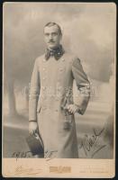 1915 Katonatiszt (Auer Károly) portréja, kabinetfotó Pokorny bécsi műterméből, feliratozva, 16,5x10,5 cm