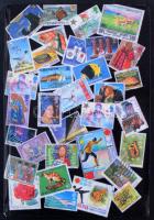 416 db bélyeg európai országokból, teljes kiadások, 10 lapos közepes berakóban