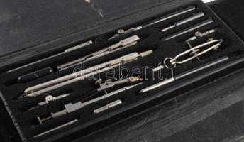 2 darab régi precíziós készlet