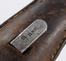 Csehszlovák CSZ bajonett, komplett, hüvellyel és bőr papuccsal, viseltes állapotban, h: 43 cm // Cze...