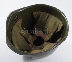 Magyar Néphadsereg, katonai rohamsisak, párnázattal, belső méret: kb. 21,5x19,5 cm