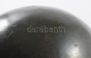 Magyar Néphadsereg, katonai rohamsisak, párnázattal, belső méret: kb. 21,5x19,5 cm