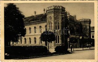 Komárom, Komárno; Tiszti pavilon / K.u.K. military officers' pavilion