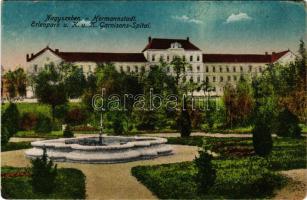 Nagyszeben, Hermannstadt, Sibiu; Erlenpark und K.u.K. Garnisons-Spital / Osztrák-magyar helyőrségi kórház és az Erlen park / Austro-Hungarian K.u.K. military garrison hospital with park (szakadás / tear)