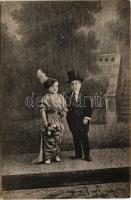 Emlékül a legkisebb házaspártól! / Circus artists, the smallest couple (fl)