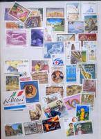 Olaszország alapgyűjtemény 1900-tól közepes és A/4-es berakóban + kb. 45 db modern postatiszta bélyeg berakólapon