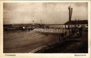 Dunaalmás, Hajóállomás, Országzászló, gőzhajó. Hangya szövetkezet kiadása