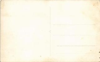 Kovászna, Covasna; Piata, Balta Dracului / Fő tér, Pokolsár fürdő, Debreczi K., Benke B. üzlete / ma...