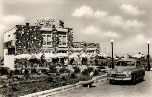 Gyöngyös, FMSz Szőlőskert Autócsárda. Bakonyi Béla felvétele. Képzőművészeti Alap Kiadóvállalat